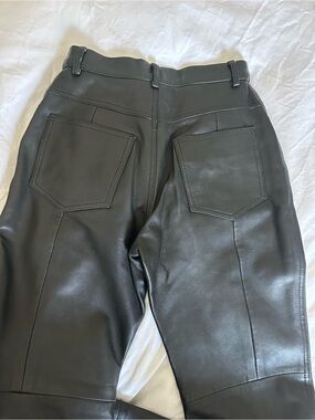 Hugo Buscati Black Leather Waistband Detail